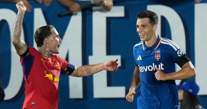 Κόμο – Λειψία 4-1: Ιστορικό τρίποντο για τη Σταχτοπούτα του Champions League με τεσσάρα και σκόρερ Δουβίκα