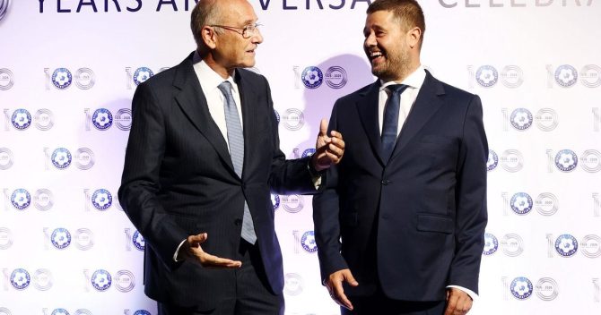 ΕΠΟ: Γκαγκάτσης και Λιόλιος μαζί στην εκδήλωση για τον εορτασμό των 100 χρόνων της ομοσπονδίας