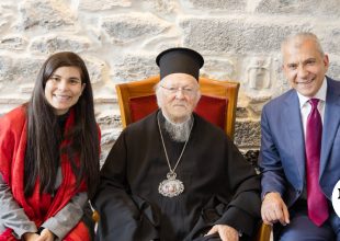 Κωνσταντινούπολη: Ο ιστορικός Ιερός Ναός Αγίου Χαραλάμπους στο Βεβέκι παραδόθηκε ανακαινισμένος