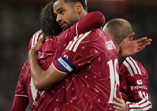 League Cup Αγγλίας: Στη Λίβερπουλ η ματσάρα του Άνφιλντ, άνετη πρόκριση για την Άρσεναλ του Τζόλη, αποκλεισμός για τη Γουέστ Χαμ του Μαυροπάνου