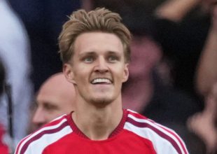Άρσεναλ – Τσέλσι 2-1: Με ασίστ Τζόλη και μαγείες Χάβερτς, οι πρωταθλητές Αγγλίας έκαναν την ανατροπή και συνέχισαν το απόλυτο
