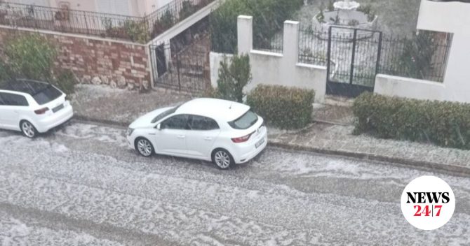 Αγρίνιο: Πλημμύρες και έντονη χαλαζόπτωση στο κέντρο της πόλης