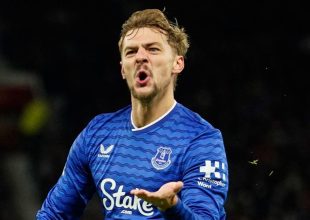Έβερτον – Μάντσεστερ Γιουνάιτεντ 2-2: Τα ζαχαρωτά πίκραναν στο φινάλε τους Κόκκινους Διαβόλους