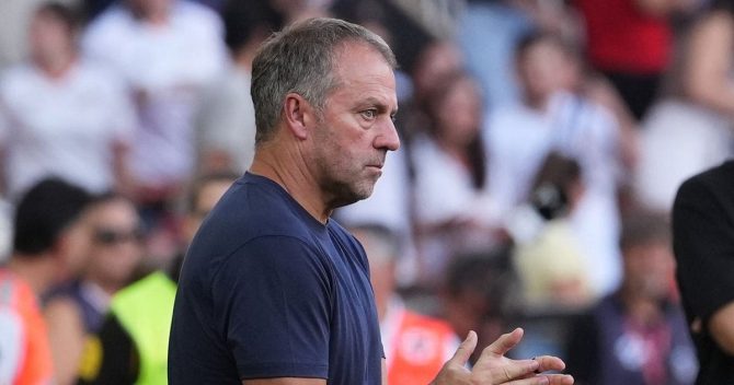 Φλικ: “Στόχος μας φέτος το Champions Leaue αλλά σημαντική και η τρίτη σερί La Liga”