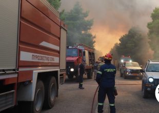 Φωτιά σε χώρο με σκουπίδια στο Ωραιόκαστρο Θεσσαλονίκης