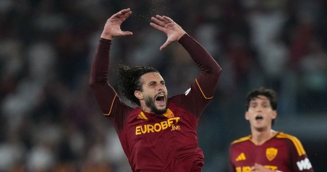 Ρόμα – Αταλάντα 2-1: Οι Ρωμαίοι έκαναν τρελή ανατροπή στο φινάλε και πάτησαν κορυφή
