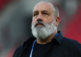 Ολυμπιακός: Η παρέμβαση του Κώστα Καραπαπά στο Δ.Σ. της Super League για τα τηλεοπτικά