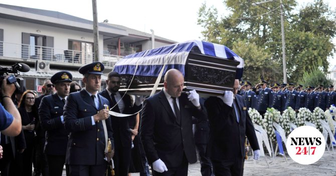 Θρήνος στον Κατσικά Ιωαννίνων για τον Δημήτρη Πέτρου – Το τελευταίο αντίο στον σμηναγό