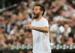 Βαλένθια – Μπαρτσελόνα: Κόχλαζε το Μεστάγια για Κορμπεράν και διοικούντες, εκκωφαντικές αποδοκιμασίες από τους οπαδούς