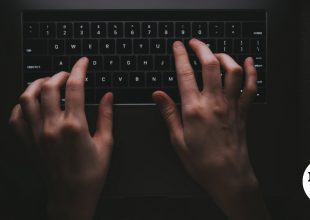 Βόλος: 38χρονη έφτιαξε 203 ψεύτικα προφίλ για να εκδικηθεί τον πρώην της