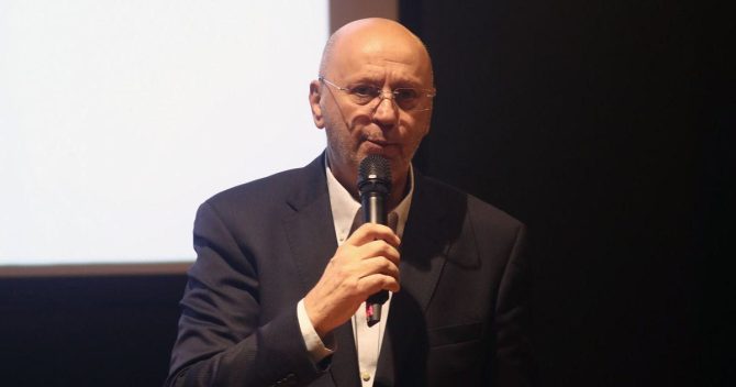 Μονεμβασιώτης: “Έχουμε τον κορυφαίο προπονητή στο ελληνικό πρωτάθλημα, συνεπώς δεν υπάρχει κανένα θέμα Ματσάρι”