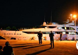 Τραγωδία στα Ίσθμια: Σύλληψη του κυβερνήτη της 50μετρης θαλαμηγού που συγκρούστηκε με τη λέμβο