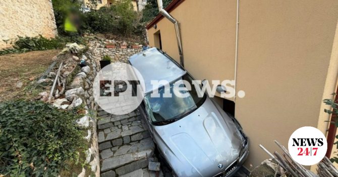 Παραλίγο τραγωδία στην Καστοριά: Αυτοκίνητο “προσγειώθηκε” σε αυλή σπιτιού