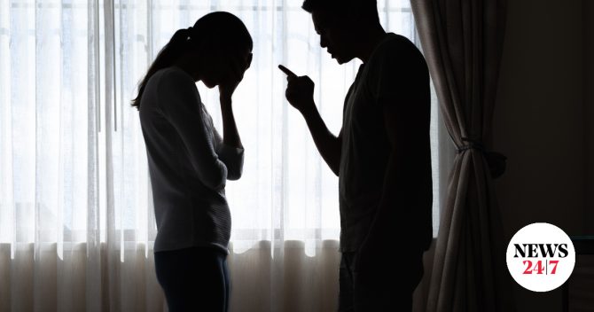 Ενδοοικογενειακή βία στο Ηράκλειο: Τη χτύπησε με καλώδιο και απείλησε να τη σκοτώσει