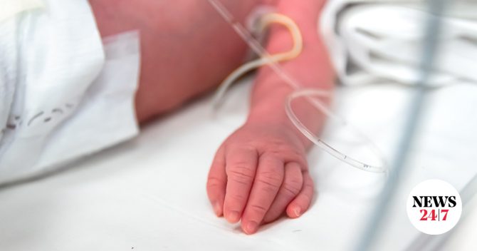 Ηράκλειο: Παραμένει σε κρίσιμη κατάσταση το βρέφος – Θύμα κακοποίησης και η μητέρα από