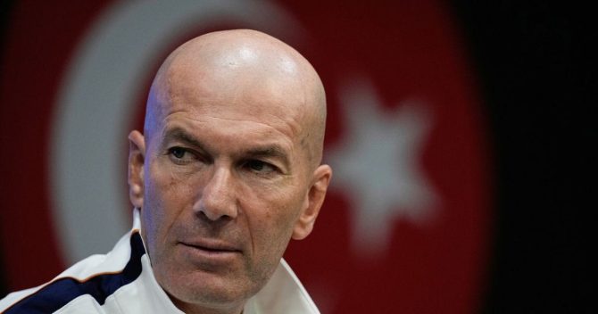 Εθνική Γαλλίας: Απαγόρευσε τους κομμωτές στο προπονητικό και αλλάζει τις συνήθειες στους Μπλε