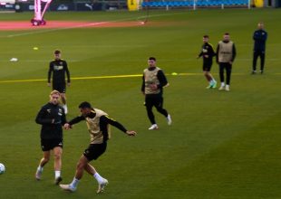 Στην τελική ευθεία για Μάντσεστερ Σίτι η ΑΕΚ(VIDEO)