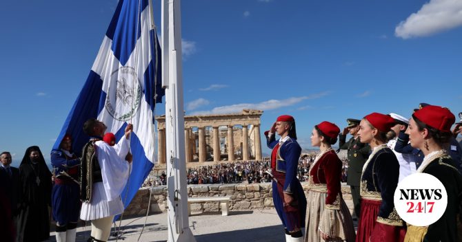 Η Αθήνα γιορτάζει τα 82 χρόνια από την απελευθέρωσή της