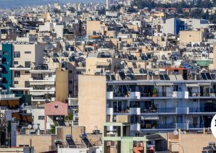 Το ΥΠΠΟ απαγορεύει τα “άτυπα υπνωτήρια”– Πρόστιμα έως 10.000 ευρώ και “λουκέτα”