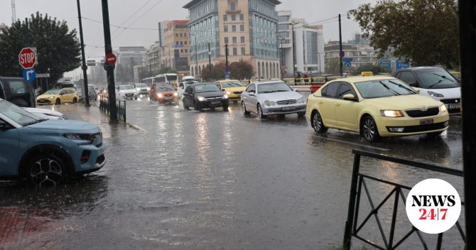 Κακοκαιρία στην Αττική: Δεκάδες κλήσεις για πτώσεις δέντρων και συσσώρευση υδάτων