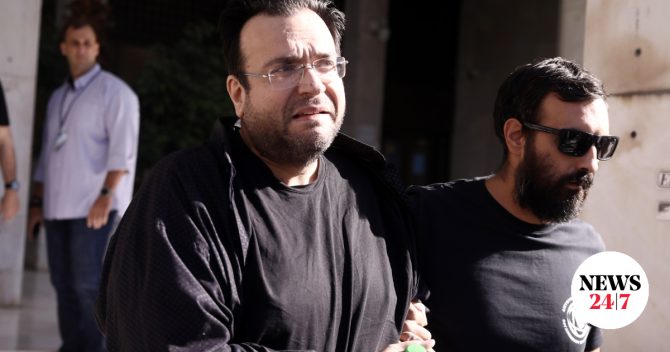 Στην Ευελπίδων ο Καμπούρης: “Είμαι αθώος, είναι σκευωρία”