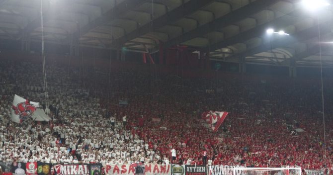 Ολυμπιακός: Η εικόνα που θα έχει το “Καραϊσκάκης” στο ντέρμπι με τον Παναθηναϊκό, τι ετοιμάζουν οι φίλοι των ερυθρολεύκων