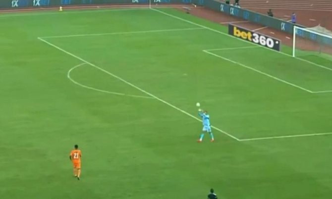 Επική γκάφα του Λαφόν (VIDEO) Επική γκάφα του Λαφόν (VIDEO)