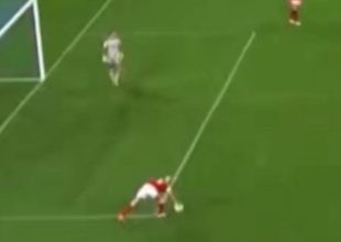 Champions League Γυναικών: Η Γουίλιαμσον έπιασε την μπάλα με το χέρι νομίζοντας πως δεν είχε εκτελεστεί το ελεύθερο