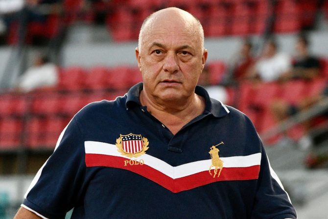 Μπέος: “Ρε Λανουά, με ποιά κριτήρια επανέφερες Τζήλο και Πολυχρόνη;”