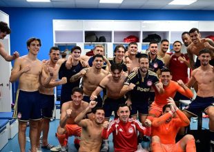 Ολυμπιακός: Tα κλικ των θριαμβευτών της Μασσαλίας μέσα από τα ερυθρόλευκα αποδυτήρια στο Βελοντρόμ