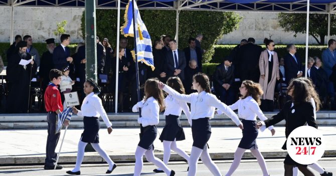 28η Οκτωβρίου: Η Αθήνα τίμησε την εθνική επέτειο με τη μαθητική παρέλαση