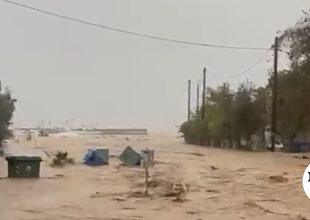 Πλημμύρες στη Μαγνησία: Ανεβαίνουν στους ορόφους των σπιτιών οι κάτοικοι στον Πλατανιά, ήχησε το 112