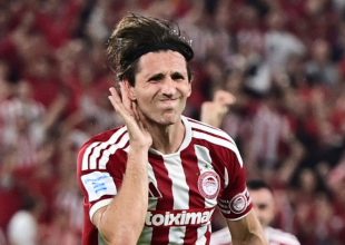 Παναγιώτη Ρέτσος: Η ολοκληρωτική εμφάνιση και οι σπουδαίες πρωτιές του αρχηγού του Ολυμπιακού κόντρα στον Παναθηναϊκό